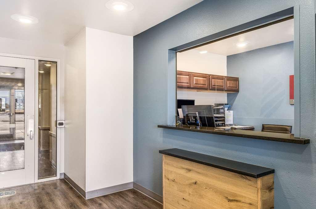 Extended Stay America Select Suites - Cincinnati - Sharonville Beltér fotó
